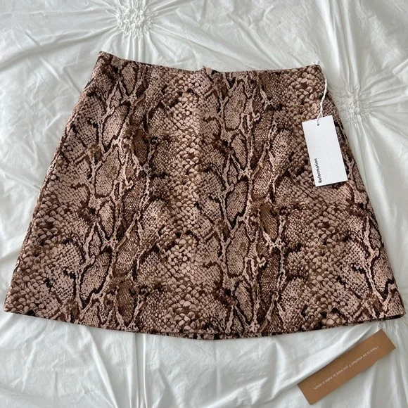 Reformation Jamie Mini Skirt - Mamba - Picture 1 of 4